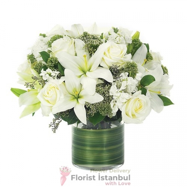 Lilies & White Rose Arrangement Resim 1